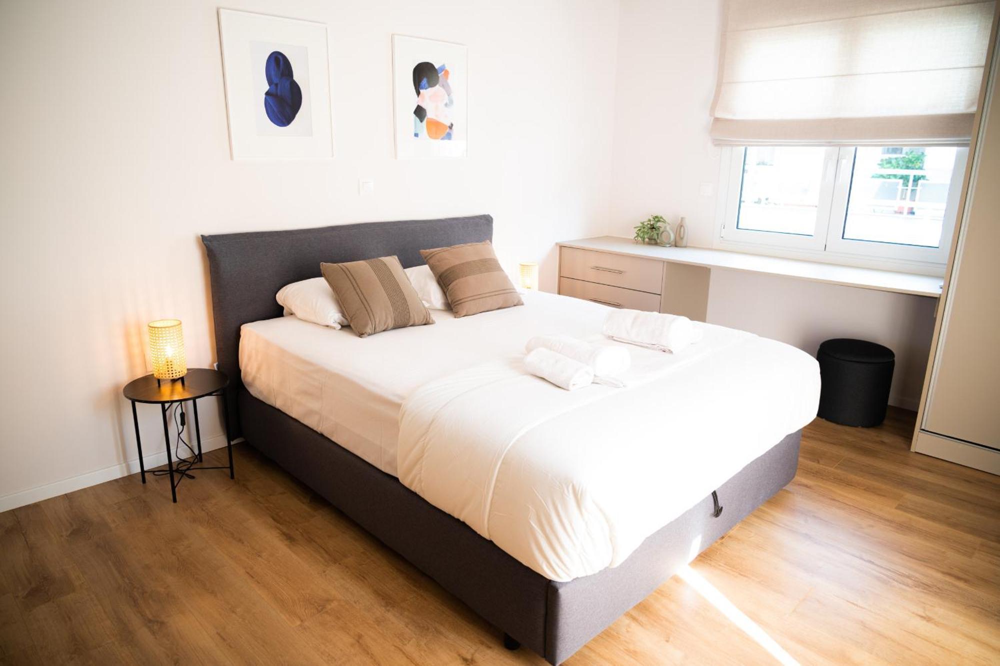 Urban Comfort 2 Bdrm Next To Metro アテネ エクステリア 写真
